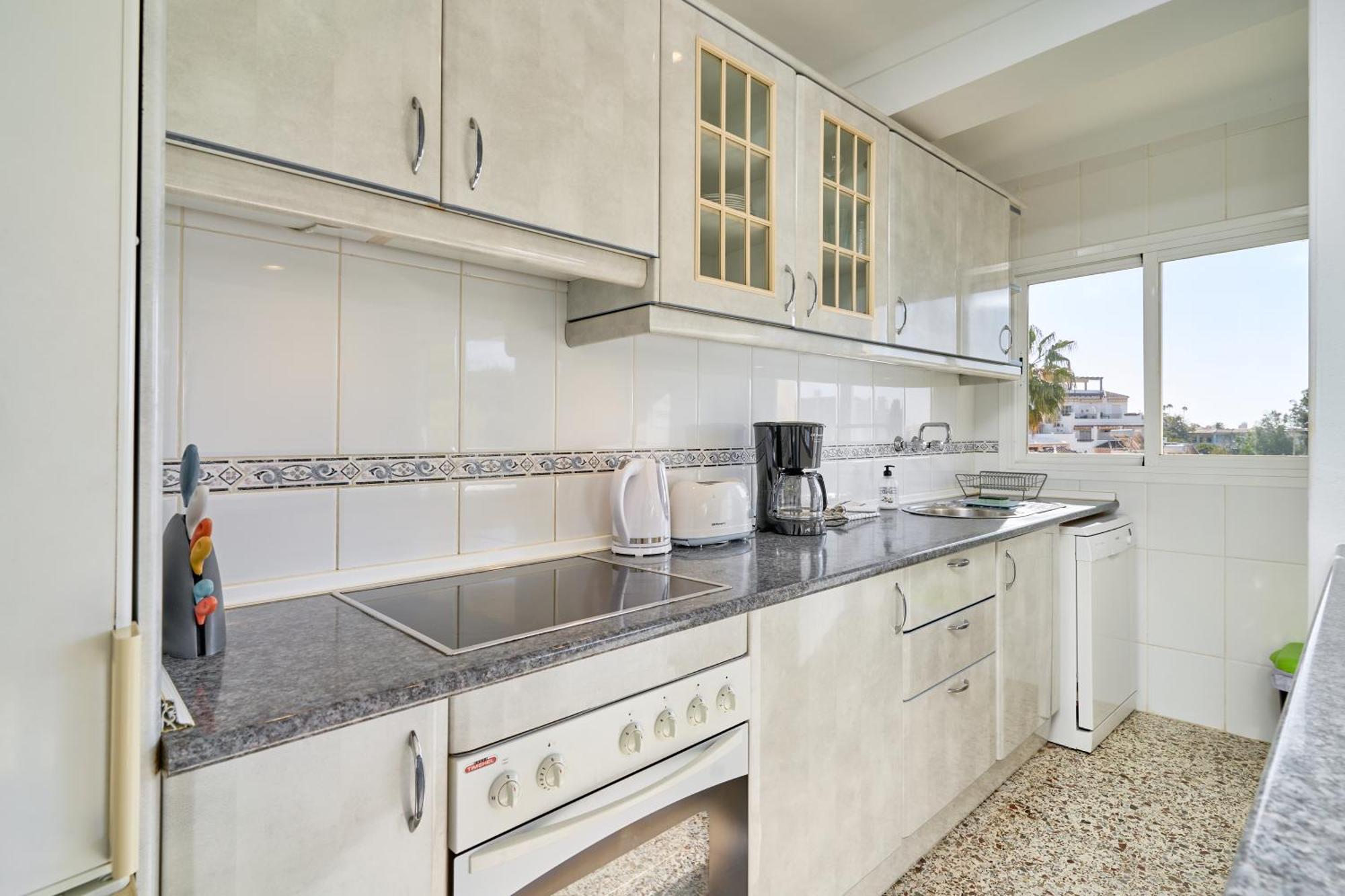 Bright And Spacious 2 Bed Apt Nerja Exterior photo